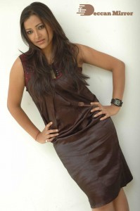 Actress Shweta Basu Prasad cute in a Brown Dress