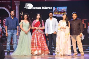 Shyam Singha Roy Pre-Release Event in Hyderabad attended by Sai Pallavi, Nani and Krithi Shetty