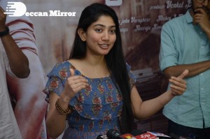 Sai Pallavi and Nani celebrating the success of Shyam Singha Roy movie
