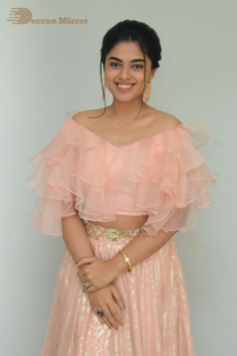 Siddhi Idnani photoshoot in a light pink dress