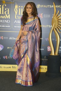 telugu and tamil actress simran beautiful in saree while attending an event