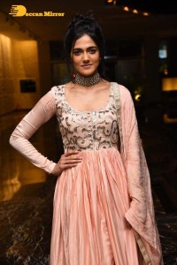 Actress Simran Choudhary photoshoot