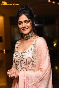 Actress Simran Choudhary photoshoot