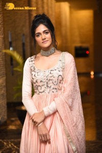 Actress Simran Choudhary photoshoot