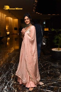 Actress Simran Choudhary photoshoot