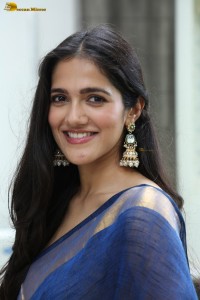 actress Simran Choudhary beautiful in a blue saree