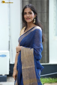 actress Simran Choudhary beautiful in a blue saree