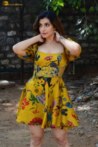 Indian actress Simrithi Bathija sexy photoshoot in a yellow mini dress