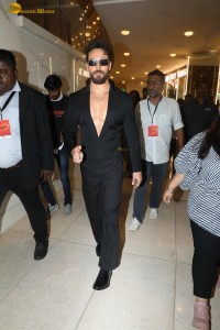 Singham Again Trailer Launch attended by Ajay Devgn, Kareena Kapoor, Ranveer Singh, Arjun Kapoor, and Tiger Shroff