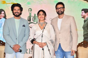 Sita Ramam movie team Dulquer Salmaan, Sumanth Akkineni and Mrunal Thakur hold a press meet in Chennai