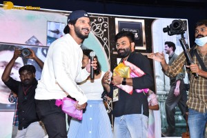 Sita Ramam movie team Dulquer Salmaan, Mrunal Thakur and Sumanth Akkineni visit Ethiraj College in Chennai to promote their film
