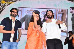 Sita Ramam movie team Dulquer Salmaan, Mrunal Thakur and Sumanth Akkineni visit Ethiraj College in Chennai to promote their film