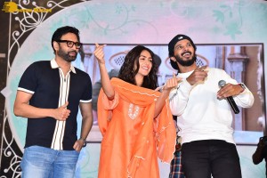 Sita Ramam movie team Dulquer Salmaan, Mrunal Thakur and Sumanth Akkineni visit Ethiraj College in Chennai to promote their film