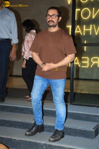 Sitaare Zameen Par Special Screening attended by Aamir Khan, Sachin Tendulkar and his wife Anjali, and Raj Thackeray