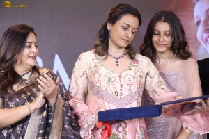 Mahesh Babu’s daughter Sitara Ghattamaneni launches PMJ Jewels SITARA Collection along with her mother Namrata Shirodkar