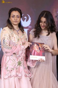 Mahesh Babu’s daughter Sitara Ghattamaneni launches PMJ Jewels SITARA Collection along with her mother Namrata Shirodkar