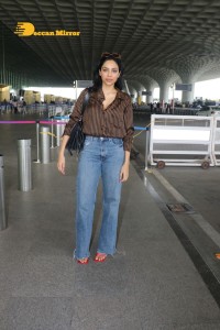 Sobhita Dhulipala seen at the Mumbai Airport
