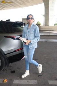 Model and actress Sobhita Dhulipala stylish looks in denim