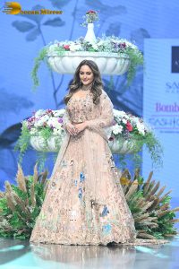 bollywood actress Sonakshi Sinha ramp walk in lehenga choli