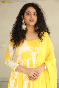 Indian actress Sonakshi Verma photoshoot in a yellow salwar
