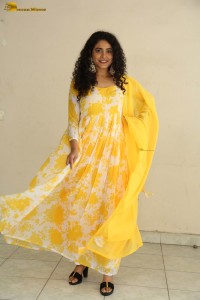 Indian actress Sonakshi Verma photoshoot in a yellow salwar