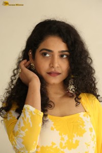 Indian actress Sonakshi Verma photoshoot in a yellow salwar