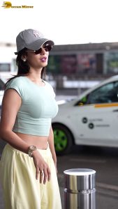 actress sonal chauhan fit and sexy at mumbai airport