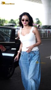 actress sonal chauhan sexy in a white top
