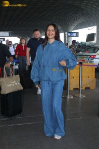 punjabi actress sonam bajwa dressed in all blue at mumbai airport