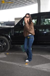 actress Sonam Bajwa spotted in a brown t-shirt at airport