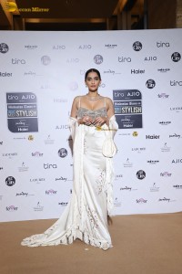 actress Sonam Kapoor stunning looks in white at an event