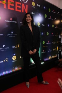 actress sonam kapoor stylish looks and cleavage show at a function