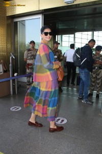 actress Sonam Kapoor wears a colorful dress traveling from mumbai airport