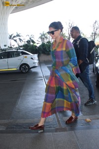 actress Sonam Kapoor wears a colorful dress traveling from mumbai airport