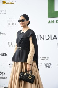 bollywood actress Sonam Kapoor super stylish at a fashion event