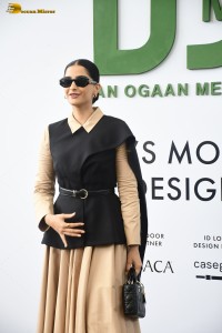 bollywood actress Sonam Kapoor super stylish at a fashion event