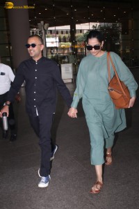 Sonam Kapoor and her husband Anand Ahuja spotted at the Mumbai Airport on October 30, 2023