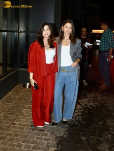 Songs of Paradise Screening attended by Alia Bhatt, Mahesh Bhatt, Soni Razdan, and Saba Azad