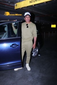 Actor Sonu Sood was spotted with his family at the Mumbai Airport