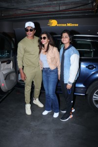 Actor Sonu Sood was spotted with his family at the Mumbai Airport