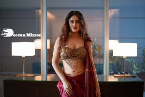 Actress Sony Charishta hot photoshoot