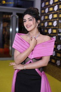 actress sreeleela in a black and pink dress at a awards function