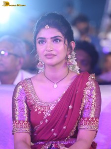 actress Sreeleela lovely looks in a red half saree