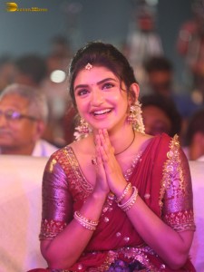 actress Sreeleela lovely looks in a red half saree