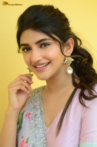 actress sreeleela cute in a pink salwar