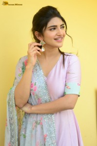 actress sreeleela cute in a pink salwar