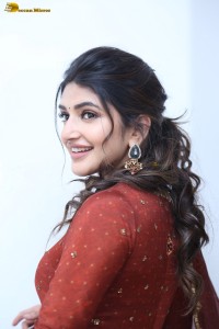 actress Sreeleela cute photoshoot