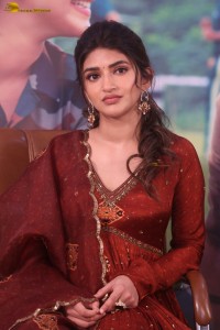 actress Sreeleela cute photoshoot