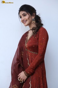 actress Sreeleela cute photoshoot