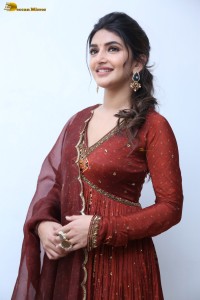 actress Sreeleela cute photoshoot